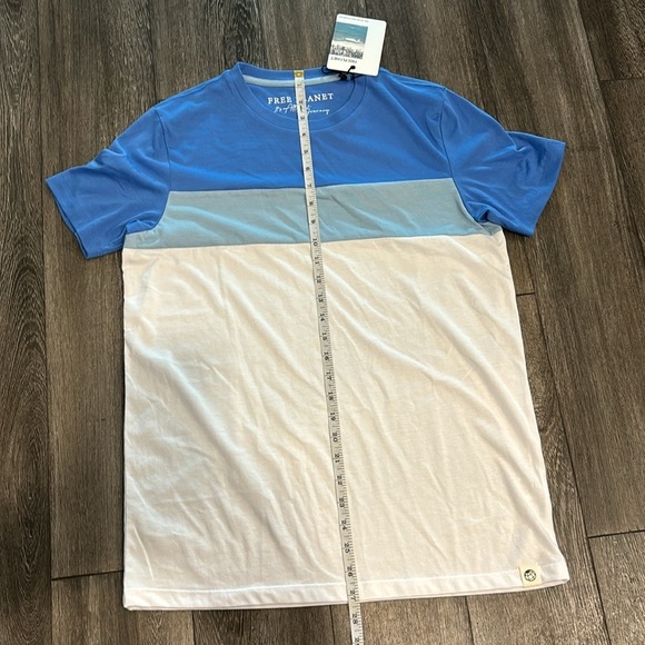 Men’s Free Planet blue and white striped short sleeve T-Shirt Size Small… - Picture 5 of 10